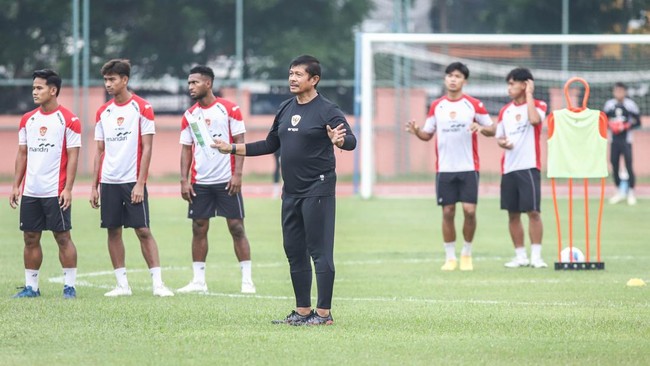 Timnas Indonesia U-20 akan menghadapi Yordania pada laga perdana Mandiri U-20 Challenge Series, Jumat (24/1). Berikut link live streaming Indonesia vs Yordania.