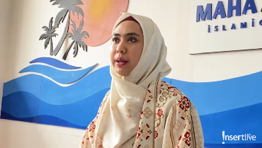 img-title Kuliah sambil Kerja, Ini Profesi Oki Setiana Dewi Usai Putuskan Menetap di Mesir