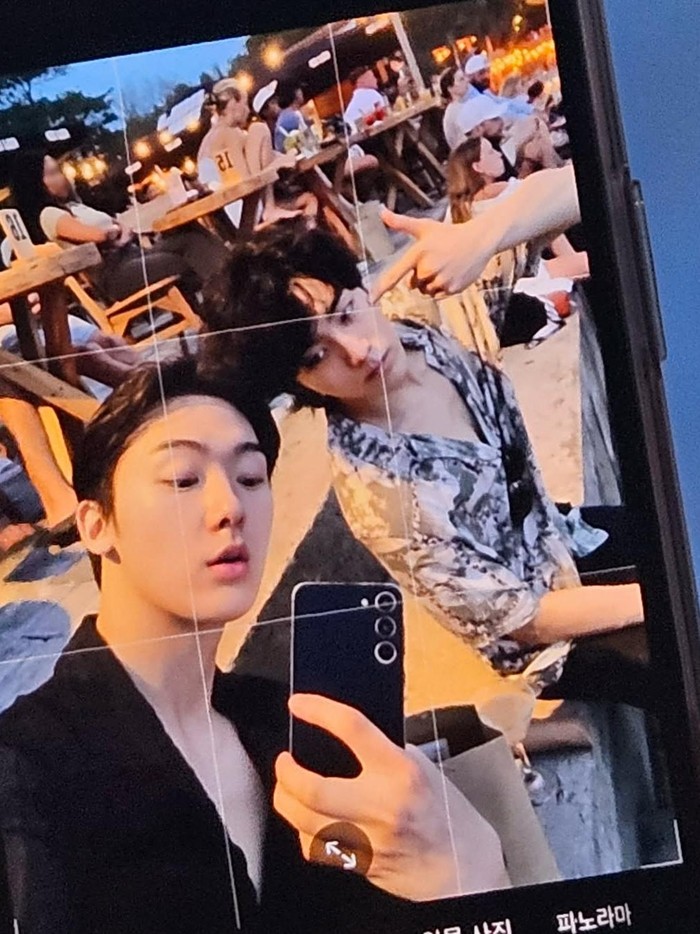 Pada Minggu, (19/1) lalu, Sanha dan Yoo Jung Hoo secara mengejutkan membagikan momen-momen bahagia mereka saat menikmati liburan bersama di Pulau Bali, Beauties./ Foto: instagram.com/u_junghoo