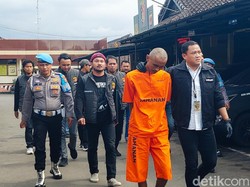 Ogah Diceraikan, Suami Sadis Siram Istri Pakai Air Aki