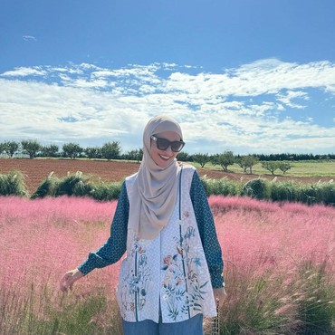 Ditanya Alasan Zaskia Sungkar Tinggalkan Anak Angkat Liburan, Shireen: Itu Haknya...