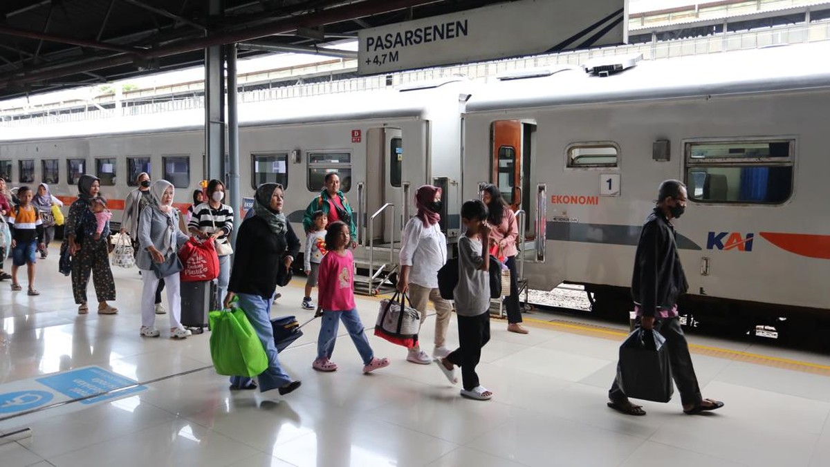 Penumpang Kereta hingga Pesawat di RI Merosot pada Mei 2026