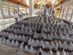 Potret Serunya Liburan ke Borobudur, Bisa Membatik-Bikin Gerabah
