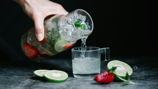 Bosan Air Putih? Coba 4 Resep Infused Water Ini, Cocok untuk Diet!