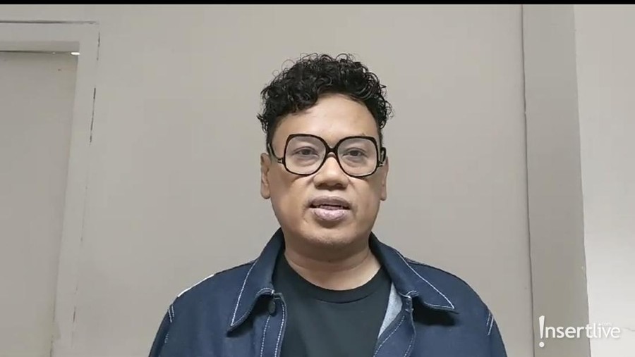 Biar Nggak Dihujat gegara Bikin Konten di AS, Uya Kuya: Gue Posting Aja Kebaikan Biar Nggak Dihujat gegara Bikin Konten di AS, Uya Kuya: Gue Posting Aja Kebaikan