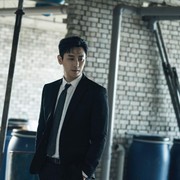 Ju Ji Hoon Pertimbangkan Drama Adaptasi Webtoon Bersama Shin Min Ah dan Lee Jong Suk