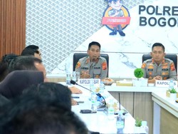 Kapolda Jabar Minta Anggota Polri Bijak Gunakan Medsos