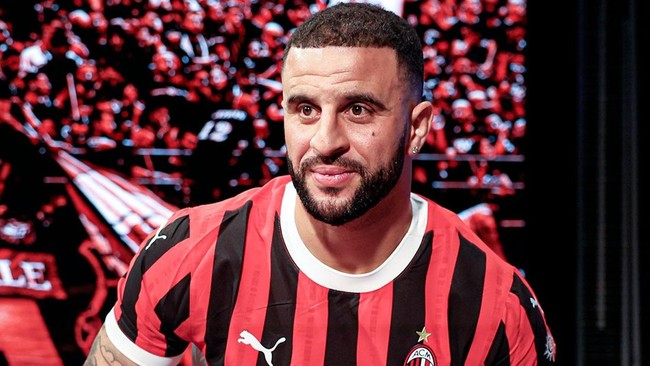 Di AC Milan, Kyle Walker akan bergabung dengan dua pemain Inggris lainnya, Fikayo Tomori dan Tammy Abraham.