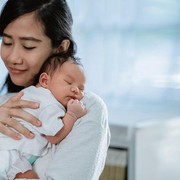 Jadi Supermom Tanpa Stres, Ini 5 Cara Mengatasi Citra Tubuh Negatif Setelah Persalinan