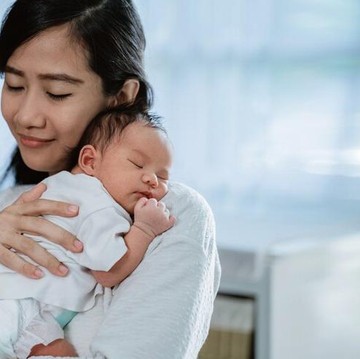 Jadi Supermom Tanpa Stres, Ini 5 Cara Mengatasi Citra Tubuh Negatif Setelah Persalinan