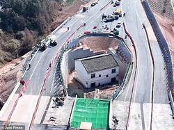 Kisah Rumah yang Membelah Jalan Tol: Pemilik Nyesal Tolak Ganti Rugi Rp 3,6 M