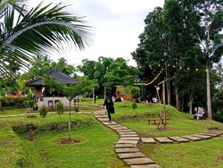 X-Teros Cafe: Tempat Nongkrong Favorit Saat Weekend di Lombok Timur