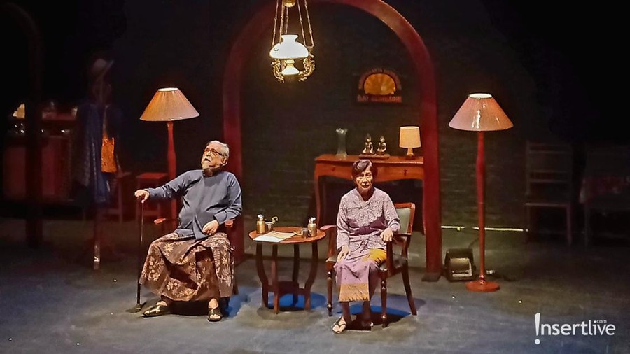 Pementasan Dag Dig Dug Pementasan Dag Dig Dug oleh Teater Populer