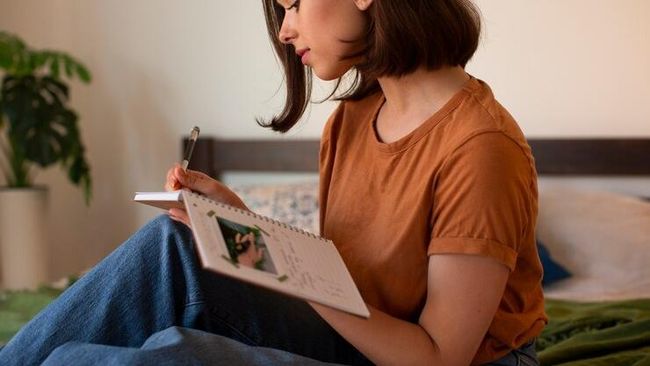 Rahasia Pikiran Tenang: 5 Manfaat Jurnal Harian untuk Kesehatan Mental yang Wajib Kamu Tahu!