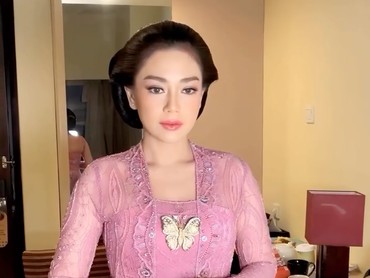 Dapat Gelar Kehormatan Keraton Solo, Celine Evangelista Ungkap Alasannya