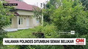 VIDEO: Halaman Polindes Ditumbuhi Semak Belukar