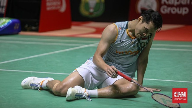 Jonatan Christie gagal ke perempat final All England 2025 usai kalah dari Lakshya Sen di Utilita Arena Birmingham, Kamis (13/3).