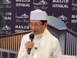 Menag Ungkap Penyebab Ongkos Haji Turun: Efisiensi-Maksimalkan IT
