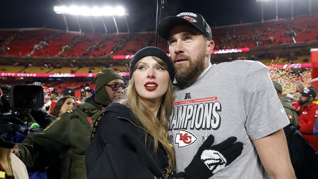 Taylor Swift punya peran penting di balik keputusan Travis Kelce batal pensiun setelah tampil di Super Bowl 2025.
