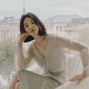 6 Transformasi Gaya Rambut Song Hye Kyo yang Selalu Menawan! Layering hingga Pixie Cut