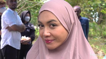 Jawaban Tak Terduga Denada Ditanya soal Selingkuh