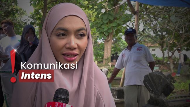 Tak Punya Firasat Sebelum Ibu Meninggal, Denada: Kita Lagi Romantis