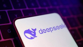 Pemerintahan Trump Pertimbangkan Larang DeepSeek di AS