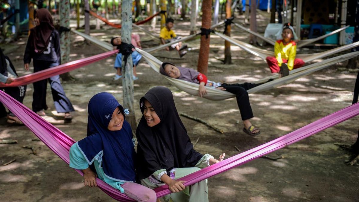 Dedi Mulyadi: Study Tour Dilarang, Pekerja Pariwisata Didengar.