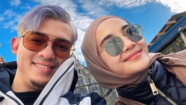 img-title Irwansyah Ceritakan Kebiasaan Unik Zaskia Sungkar Saat Hamil Anak ke-2