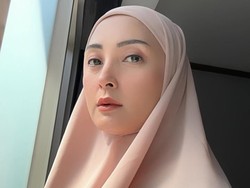 Della Puspita Laporkan Pesinetron A soal Penipuan Travel Umrah: Cari Duit Susah!