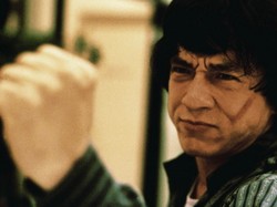 Sinopsis Twinkle Twinkle Lucky Stars, Dibintangi Jackie Chan