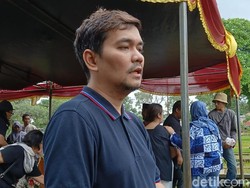 Indra Bekti Berduka, Ibu Sambung Meninggal Dunia