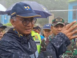 Menteri PU Bantah Proyek Tol Bocimi Sebabkan Pendangkalan Danau Lido