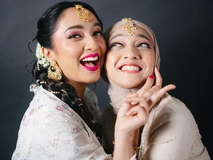 Selalu Kompak! 5 Potret Bella dan Chiki Fawzi yang Baru Rayakan Ultah di Tanggal yang Sama