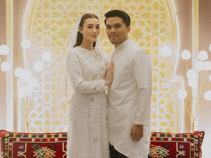 7 Potret Syukuran 4 Bulanan Kehamilan Pertama Aaliyah Massaid
