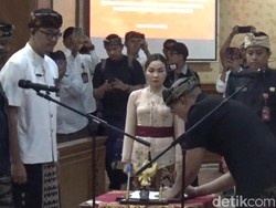 Giri Prasta Lantik Sekda Badung, Ini Tugas untuk Surya Suamba