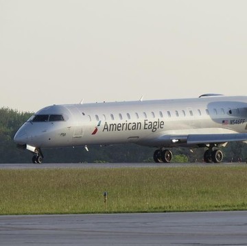 Sederet Fakta Tabrakan Pesawat American Airlines dan Helikopter Black Hawk, Tidak Ada Penumpang yang Selamat