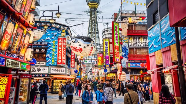 Kota di Jepang, Osaka melarang merokok di tempat umum demi mempercantik kota jelang Expo 2025, termasuk rokok elektrik. Pelanggar bisa didenda Rp100 ribu. 