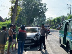 WN China Tabrak Pemotor di Jalan Denpasar-Gilimanuk