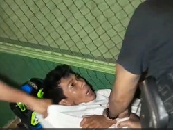 Momen Maling HP Disergap Polisi Saat Tidur Nyenyak Depan Kios Warga Pangkep