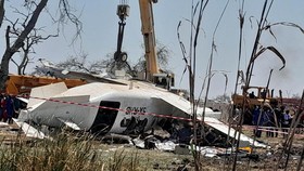 FOTO: Penampakan Pesawat Jatuh di Sudan Selatan Tewaskan 20 Orang