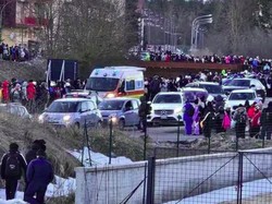 Bukan Macet di Jalan, Ini di Tempat Ski
