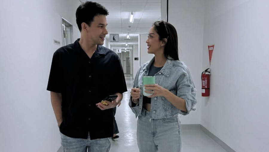 Ririn Dwi Ariyanti Makan-makan Bareng Jonathan Frizzy dan Sahabat