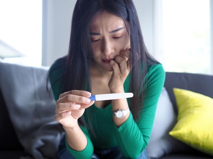 Begini Cara Menghindari Hasil Garis Samar pada Test Pack, agar Tak Ragu Bun