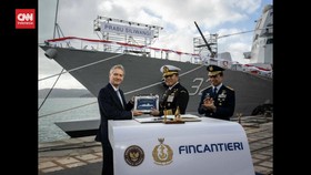 VIDEO: Pemberian Nama 2 Kapal Perang Anyar TNI AL Buatan Italia