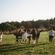 Hearts2Hearts Buka Akun Instagram dan Unggah Foto Perdana Jelang Debut