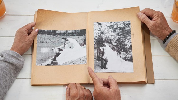 Ilustrasi foto pernikahan