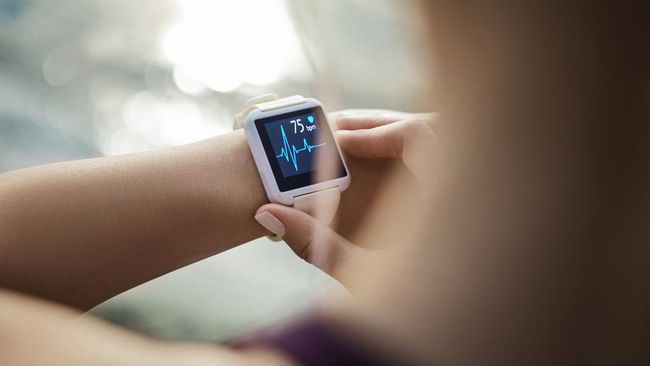 Penelitian terbaru di AS menemukan, tali 15 merek smartwatch mengandung zat beracun PFAS yang bisa memicu kanker.