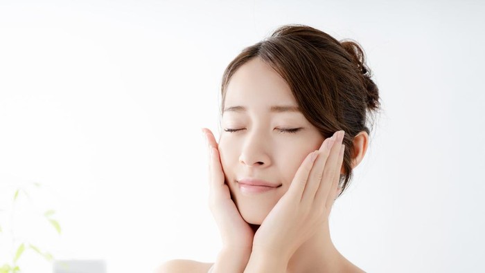 Tak Bisa Pakai Retinol? Ini Alternatif Skincare Buat Kamu Pemilik Kulit Sensitif