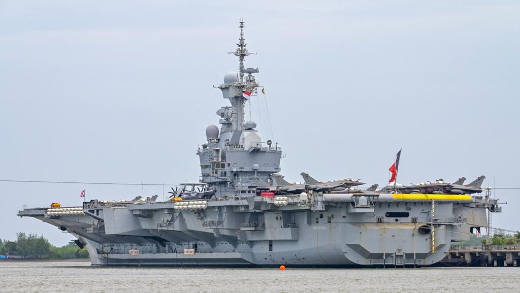 Prajurit Prancis Tak Sengaja Ungkap Lokasi Kapal Induk gegara Strava